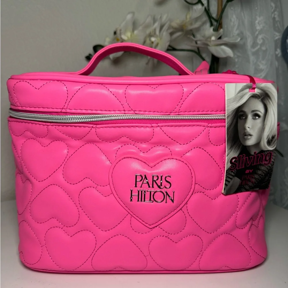 Paris Hilton Vibrant Pink Heart Cosmetic Case - Picture 2 of 7